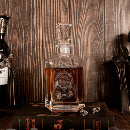 Engraved 680ml Barware Whiskey Decanter