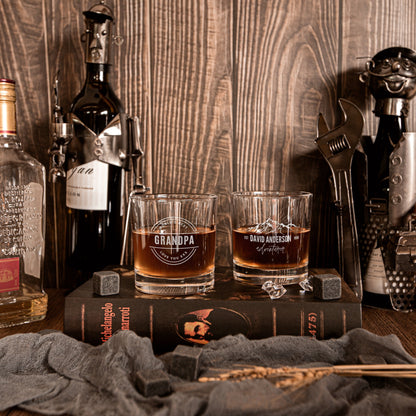 Engraved 680ml Whiskey Decanter Set & 4 Glasses