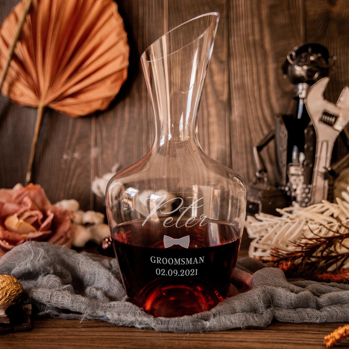 Engraved 1.5L Finesse Wine Carafe Decanter - Netherlands