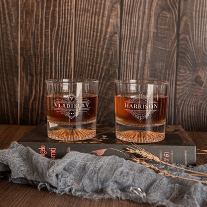 Engraved Round Whiskey Decanter Set with 4  Scotch Glasses