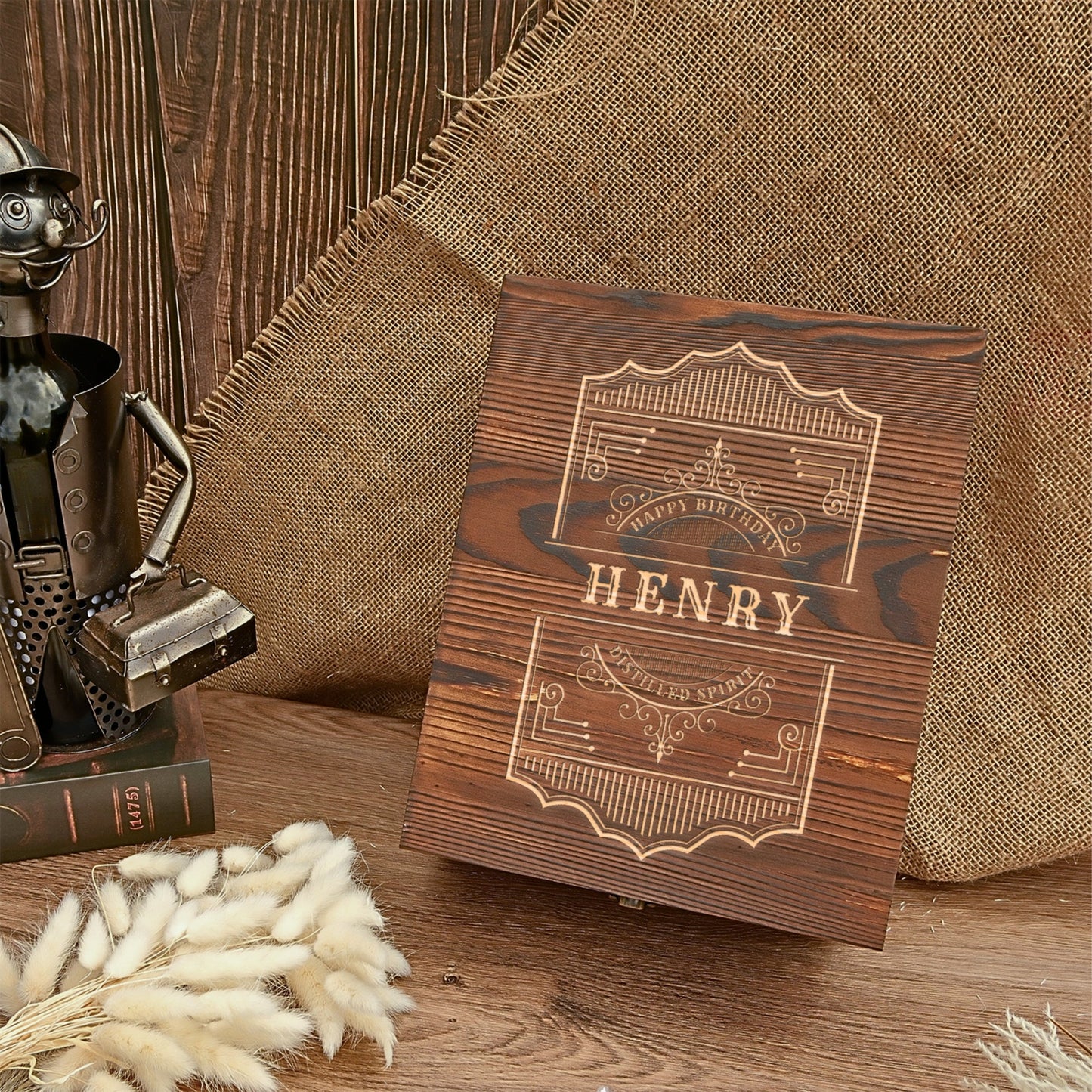 Engraved Star Base Whiskey Decanter with 2 Scotch Glasses Set in Wooden Gift Box