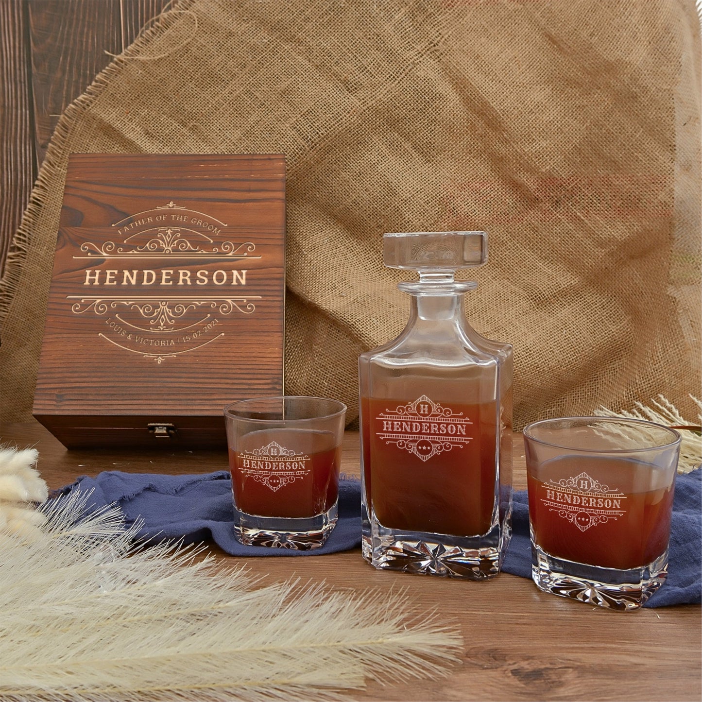 Engraved Star Base Whiskey Decanter with 2 Scotch Glasses Set in Wooden Gift Box