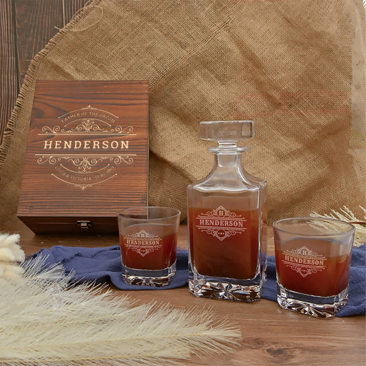 Engraved Star Base Whiskey Decanter with 2 Scotch Glasses Set in Wooden Gift Box