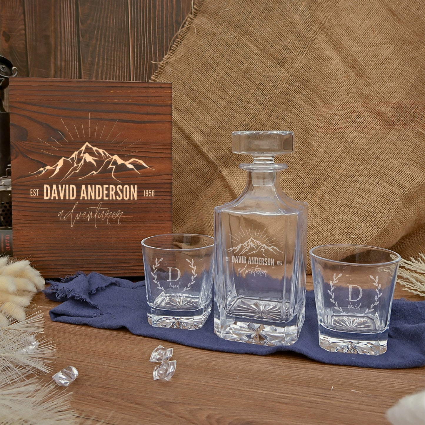 Engraved Star Base Whiskey Decanter with 2 Scotch Glasses Set in Wooden Gift Box