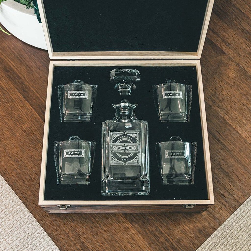 Custom Design - Decanter Gift Set,  Bourbon Whiskey, Christmas Gift,Father's Day Gift For Dad & Grandpa