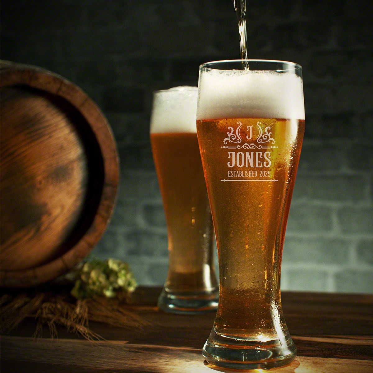 Custom Beer Growler with Pilsner Glasses