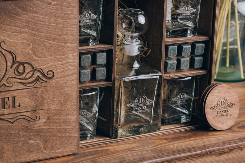 Whiskey Decanter Set, Personalized Whiskey Glasses,  Engraved Wooden Gift Box