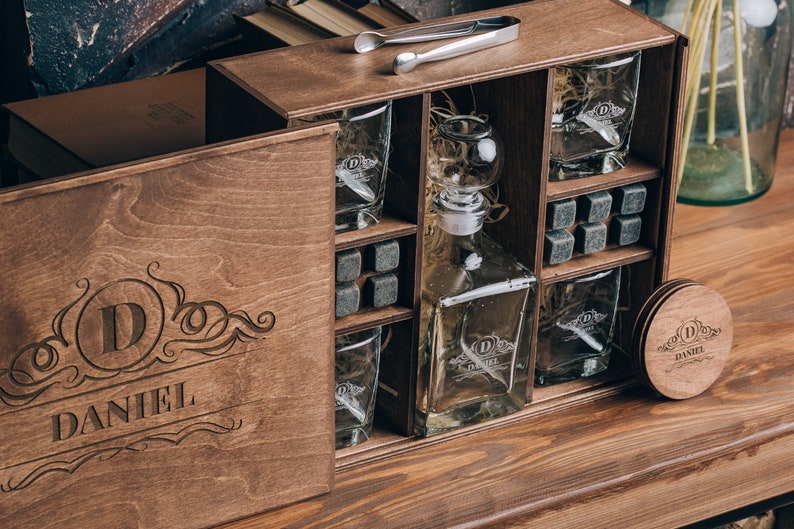 Whiskey Decanter Set, Personalized Whiskey Glasses,  Engraved Wooden Gift Box