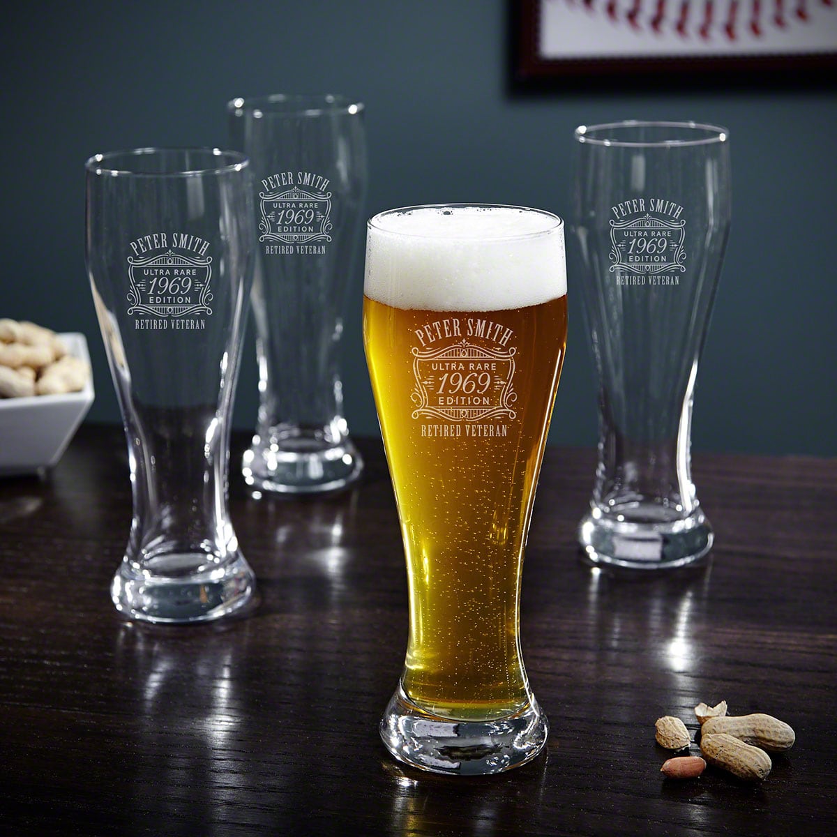 Custom Beer Growler with Pilsner Glasses